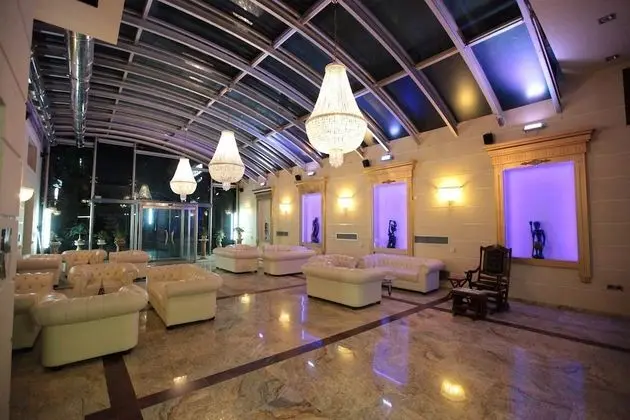 Astoria Hotel - Öne Çıkan Resim