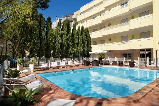 Astoria Suite Hotel - Dış Mekan