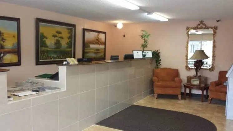 Astoria Hotel Suites Orange Park