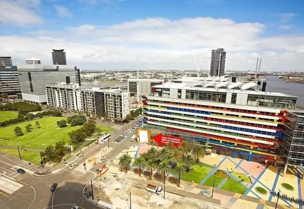 Astra Apartments - Docklands - 1