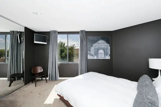 Astra Apartments - The Griffin - Oda