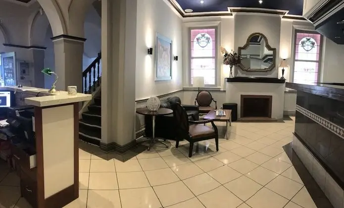 The Astra Hotel - Lobi