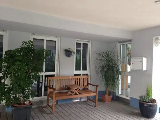 Astra Hotel Garni - Lobi