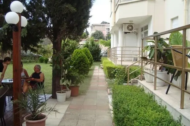 Hotel Astra - Dış Mekan