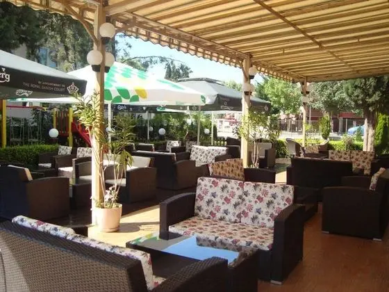 Hotel Astra - Yerinde Yemek
