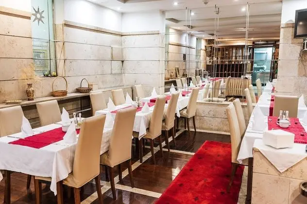 Hotel Astra Sarajevo - Yerinde Yemek
