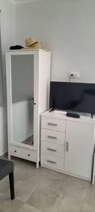 Astrinos Apt Simple, Cosy, Comfortable, Near the Beach - Oda