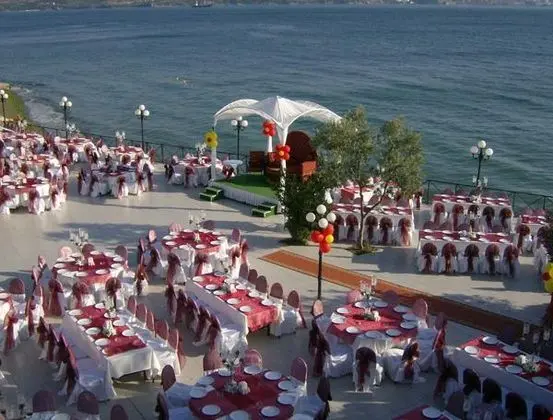 Hotel Atamer (**) - Yerinde Yemek