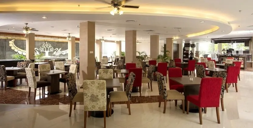 The Atanaya Hotel Bali - CHSE Certified - Yerinde Yemek