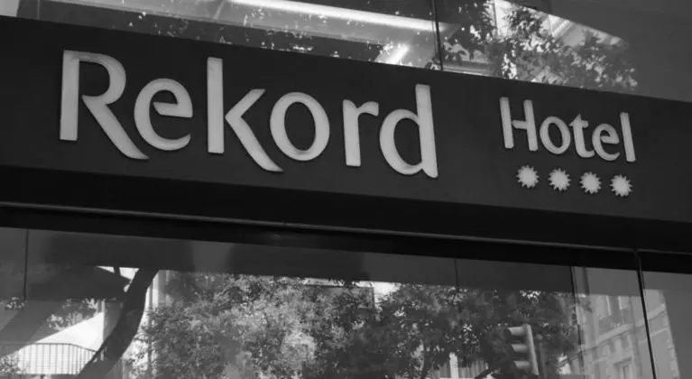 Atenea Rekord Suites