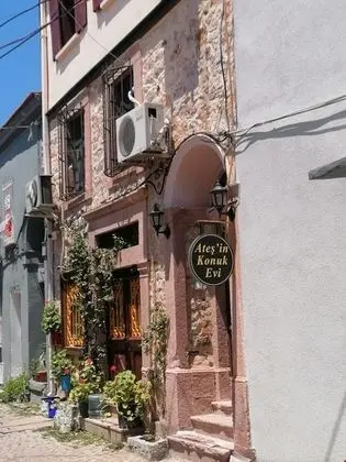 Ateşin Konuk Evi