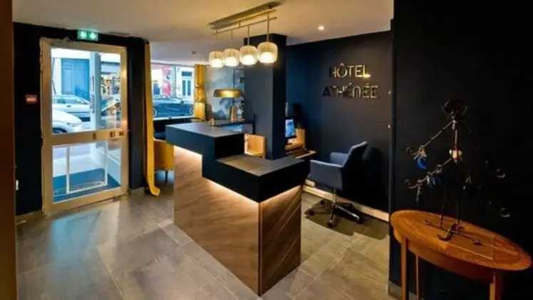 ATH Hôtel Athénée - Lobi