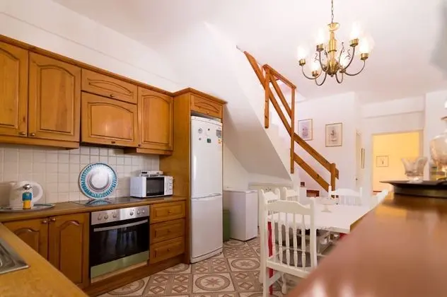 Athena Villas Olive Grove & Estate - Mutfak