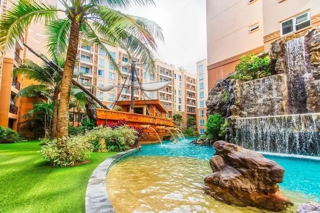 Athena Waterpark Jomtien Beach - Dış Mekan