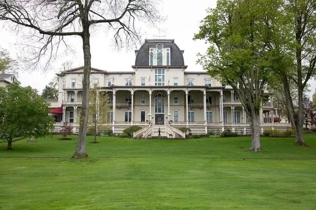 Athenaeum Hotel - 1