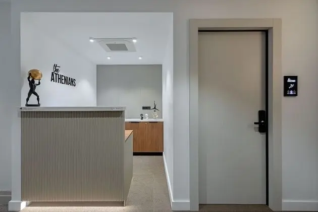 The Athenians Art Apartments - Lobi