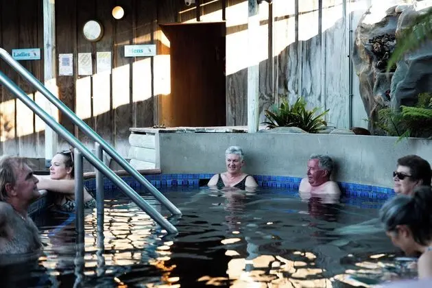 Athenree Hot Springs & Holiday Park - Havuz