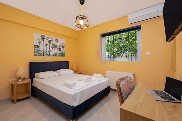 Athens Riviera Golf Apartment