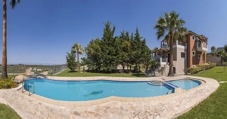 Athina Luxury Villas