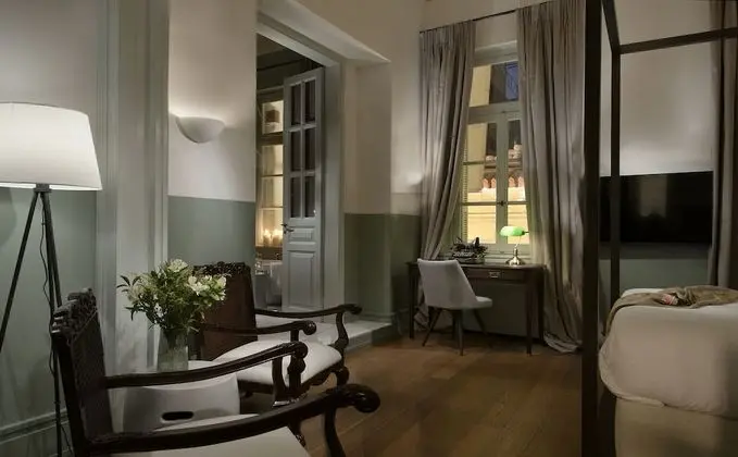 ATHINAIDOS QUARTERS BY K&K - Öne Çıkan Resim