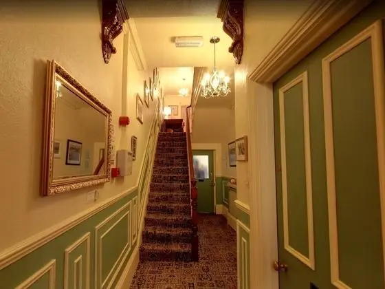 Athol Guest House - Lobi