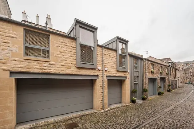 Atholl Apartments
