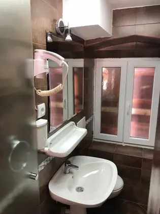 Athos Guesthouse - Banyo Tipleri
