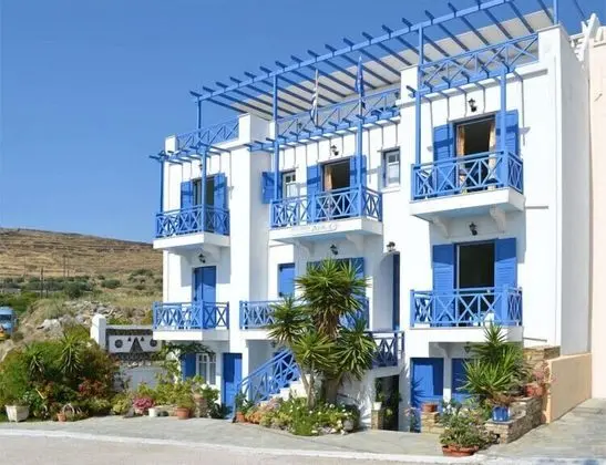 Athos Studios - Dış Mekan