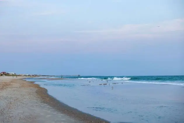 Atlantic Beach Resort, a Ramada by Wyndham - Plaj