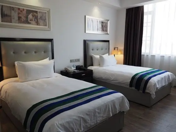 Atlantic Lumley Hotel