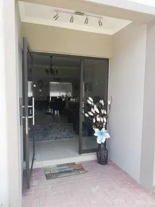 Atlantic Pearl Rivonia Guest House - Adults Only - Dış Mekan