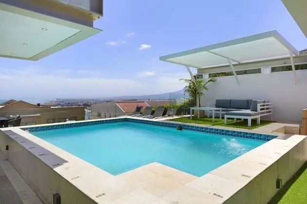 Atlantic Sky Villa - Havuz