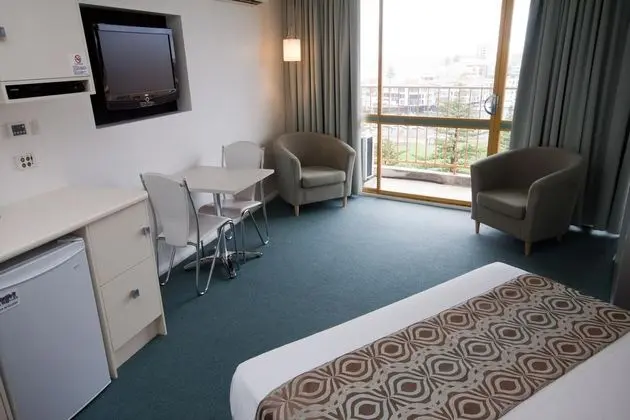 Atlantic Tower Motor Inn