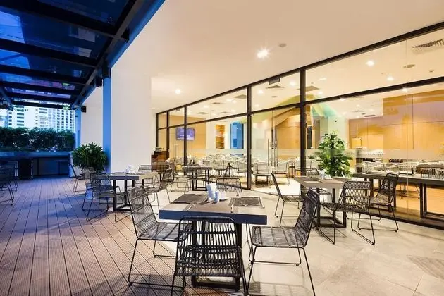 Atlantica Balcony Ocean View Nha Trang - Yerinde Yemek