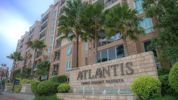Atlantis Condo Resort Pattaya by Vichairat
