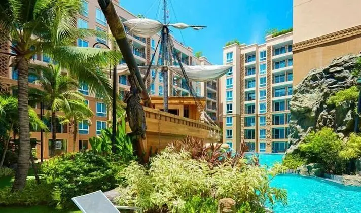 Atlantis Condo and Water Park Pattaya by the Sea - Dış Mekan