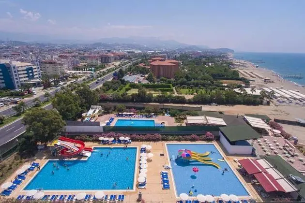 Atlas Beach Hotel - 9
