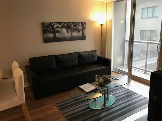 Atlas Suites on Yonge & Bloor - Öne Çıkan Resim
