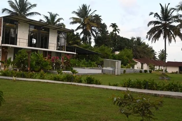 ATMAVEDA RIVERSIDE RETREAT - Dış Mekan