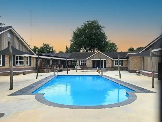 Atmospheric Forest Cabin in Voorthuizen With a Barrel Sauna