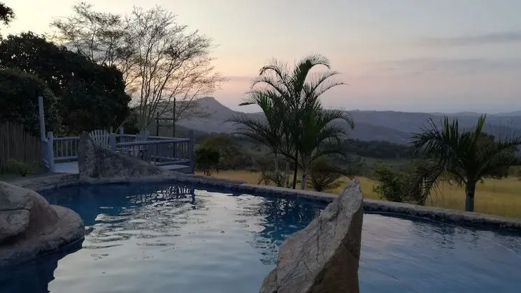 AtNature Luxury Self Catering Cottages - Havuz