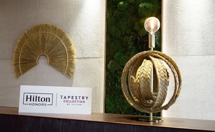 Atocha Hotel Madrid, Tapestry Collection by Hilton - Lobi