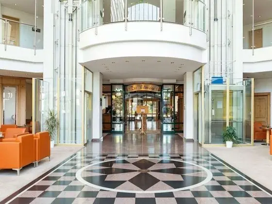 Atomis Hotel Munich Airport by Mercure