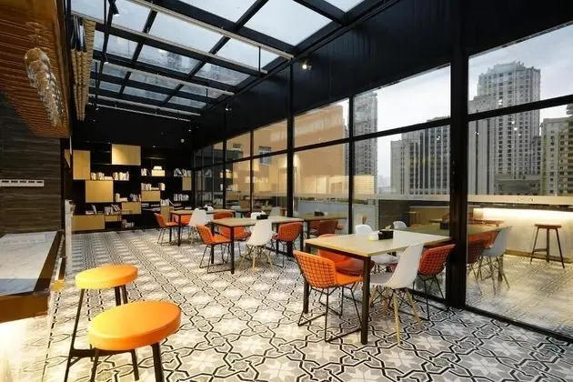 Atour Light Hotel Bund Shanghai - Yerinde Yemek
