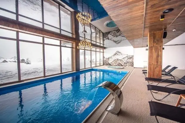 Atrium apartments in New Gudauri - Havuz