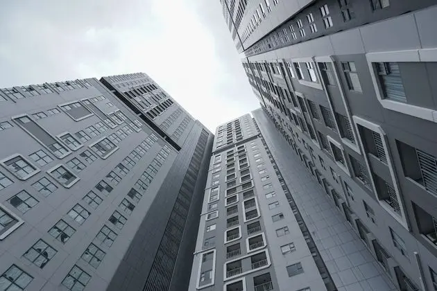 Attractive 1BR Apartment at Royal Olive Residence