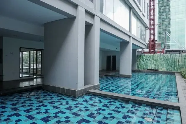Attractive 1BR Apartment at Royal Olive Residence - Havuz