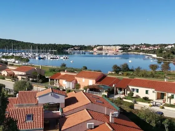 Attractive Apartment in Banjole With Swimming Pool