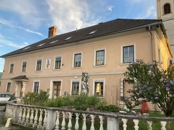 Attractive Apartment in Kärnten With Garden - 1