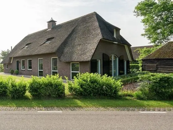 Attractive Farmhouse in Hardenberg-rheeze With Garden